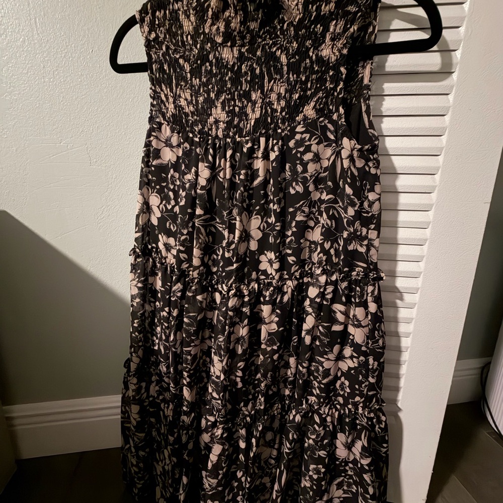 Taylor Black and Cream Floral Maxi Dress
